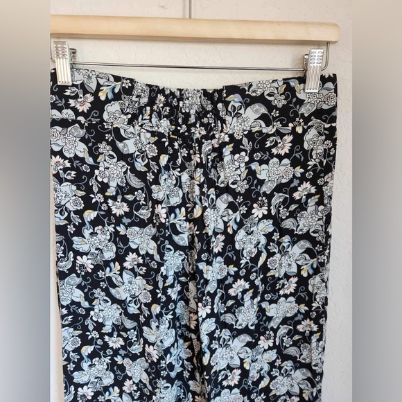 Vera Bradley Boho lagenlookk Floral Slit pants with side pockets size small - Picture 5 of 10